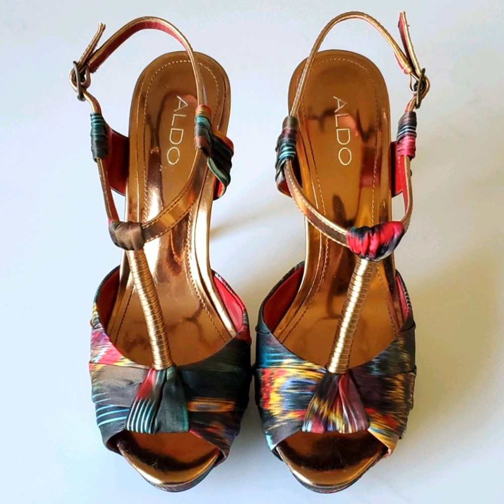Stacks Tie-dye Heels
